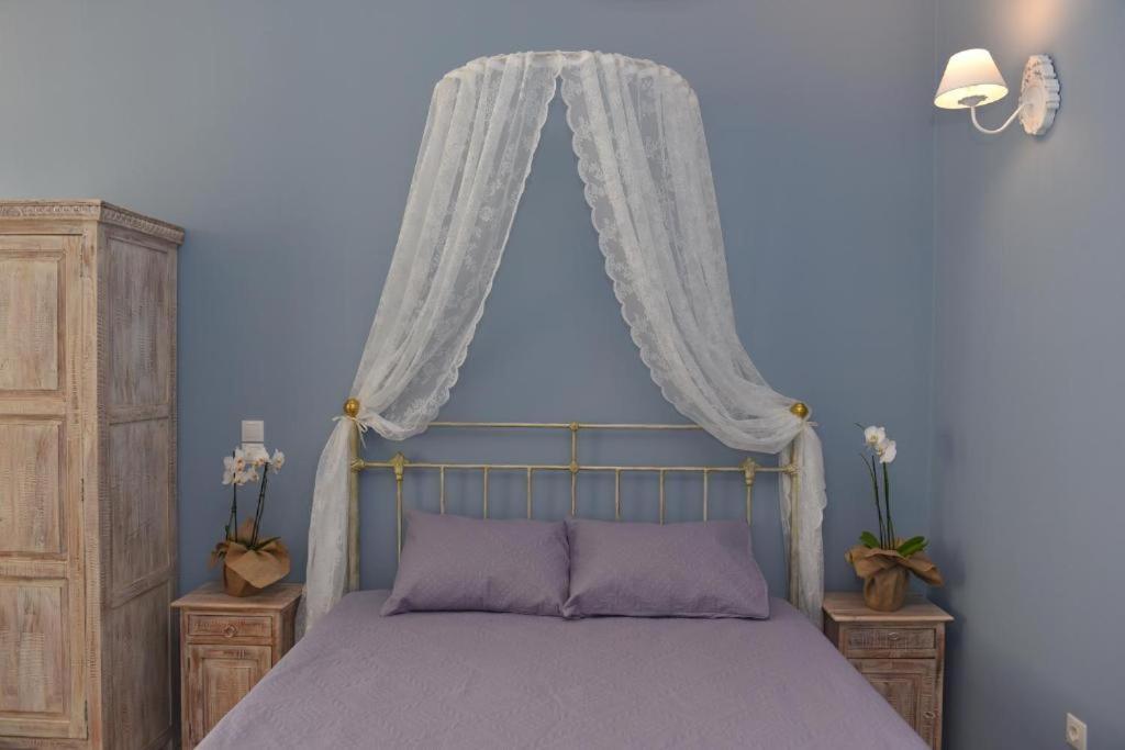 Oisyra Boutique Suites Ermoupoli Buitenkant foto