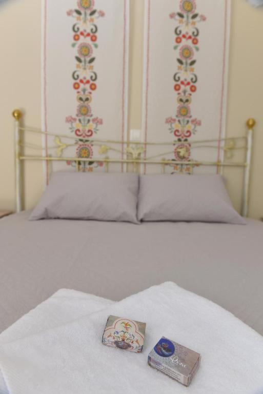 Oisyra Boutique Suites Ermoupoli Buitenkant foto